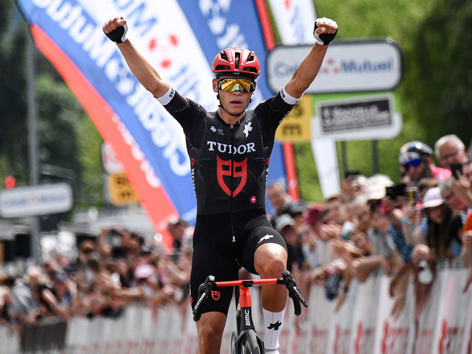 Mayrhofer gewinnt solo in Laval